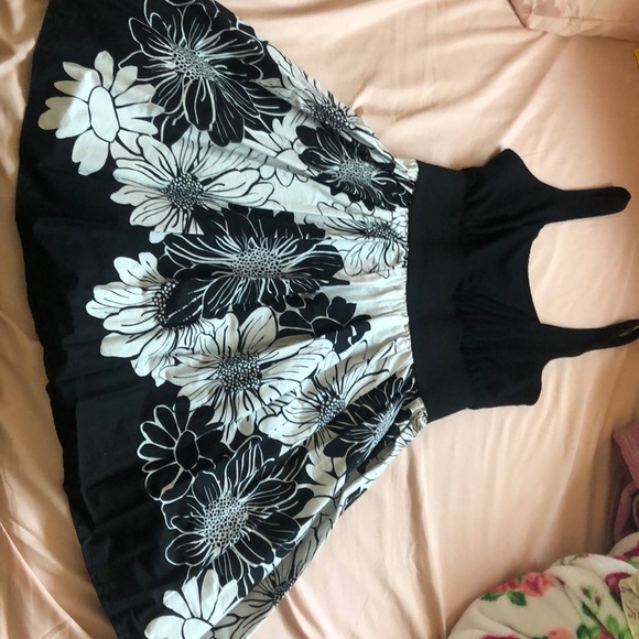 Flower printed dress - Picture 2 of 3